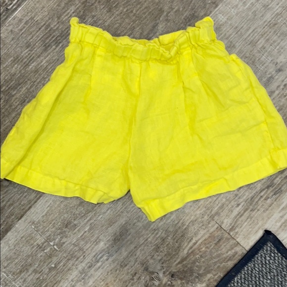 Zara shorts - Picture 2 of 2